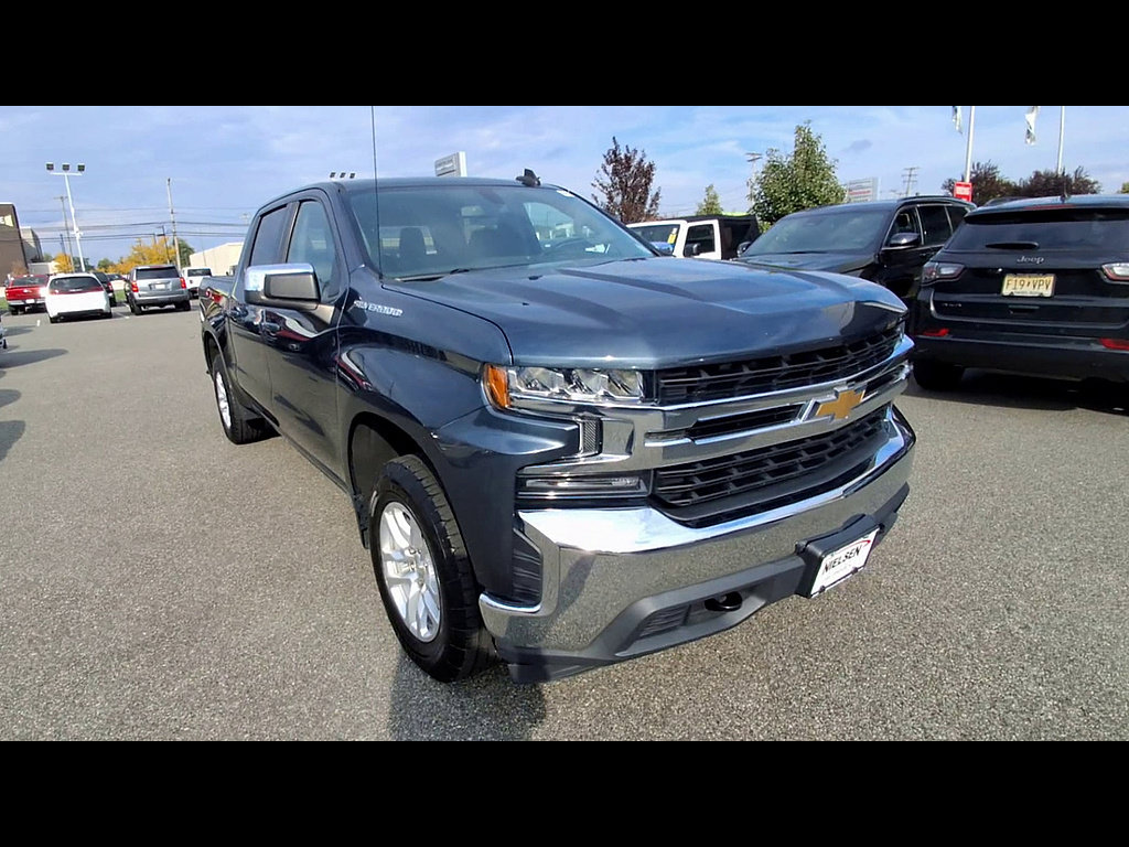 Used 2020 Chevrolet Silverado 1500 LT w/ All-Star Edition AWD/4WD image 2