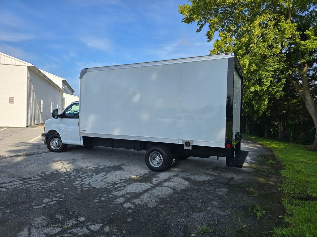 New 2025 Chevrolet Express 3500 w/ Power Convenience Package image 2