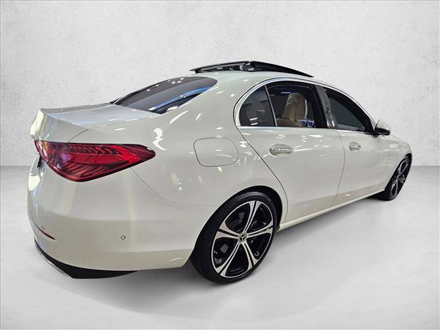 Used 2023 Mercedes-Benz C 300 Sedan image 4
