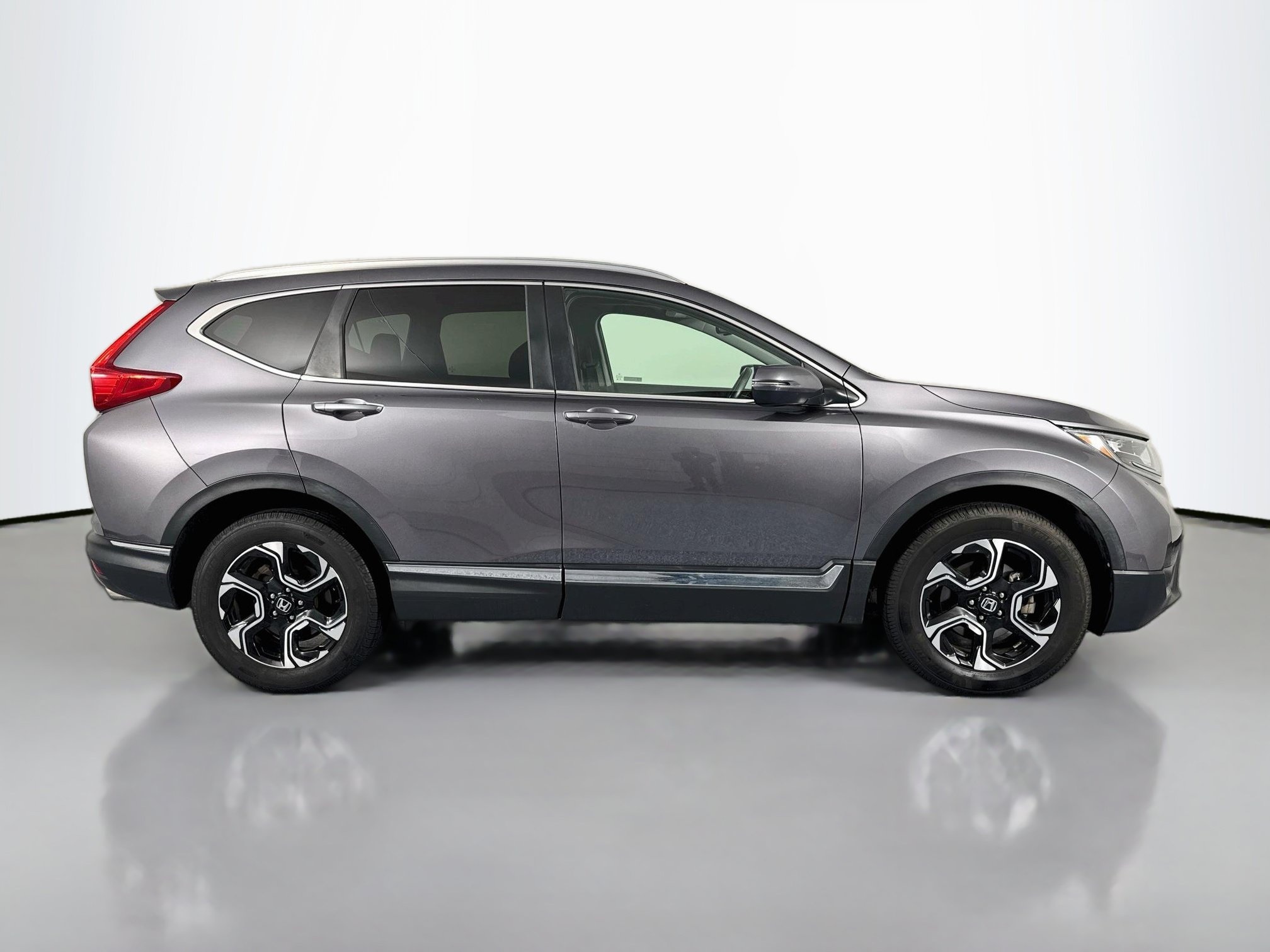 Certified 2018 Honda CR-V Touring image 4