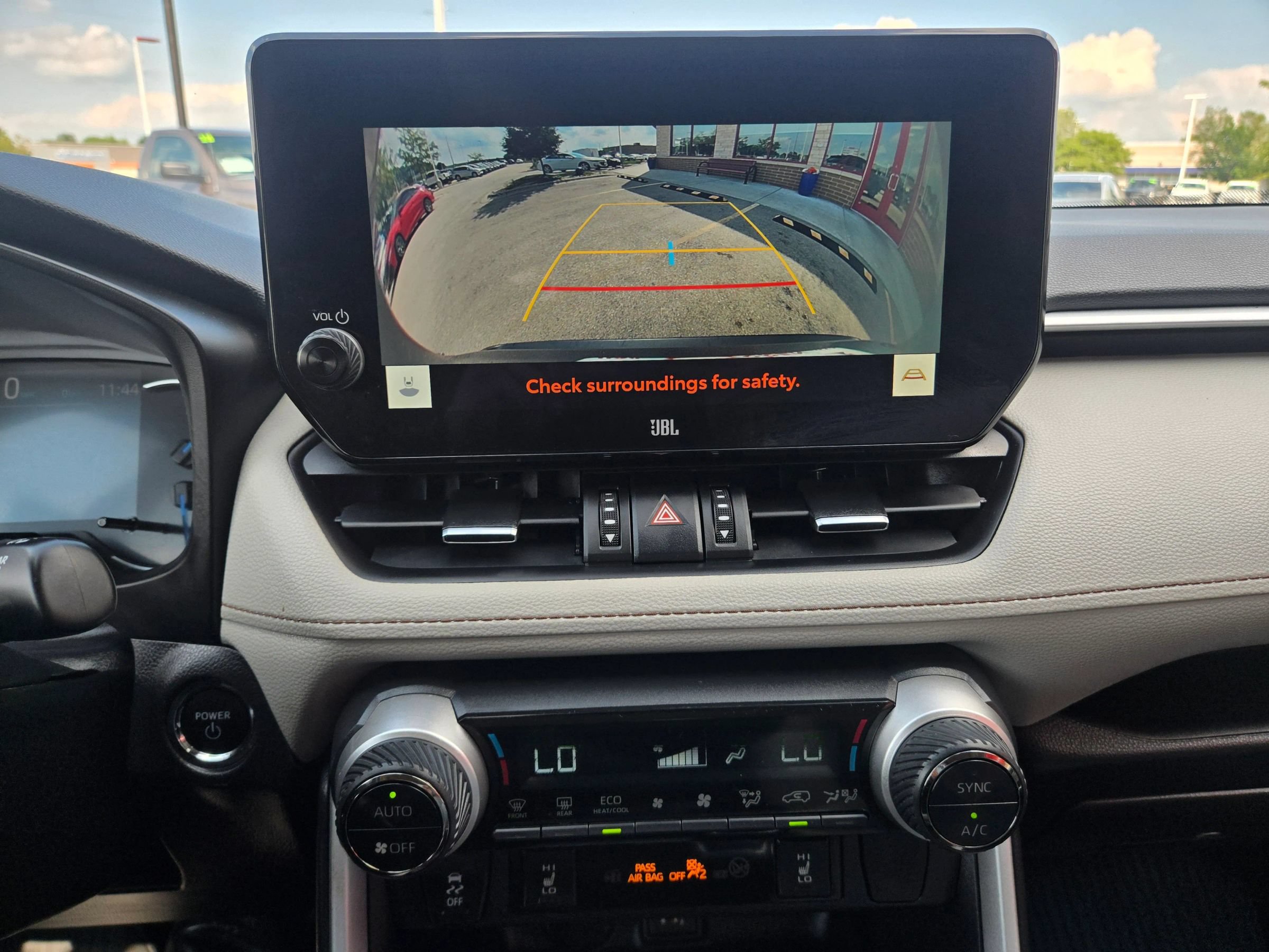 Used 2024 Toyota RAV4 XLE Premium w/ Weather Package AWD/4WD image 15