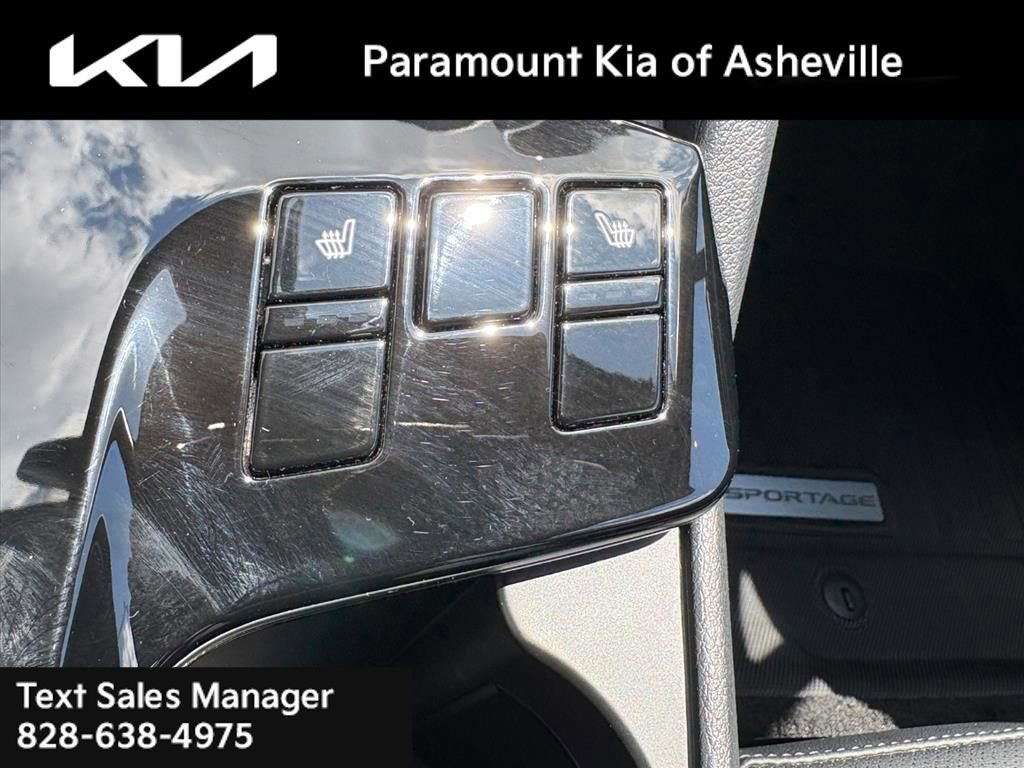 Certified 2025 Kia Sportage EX w/ EX Premium Package AWD/4WD image 15