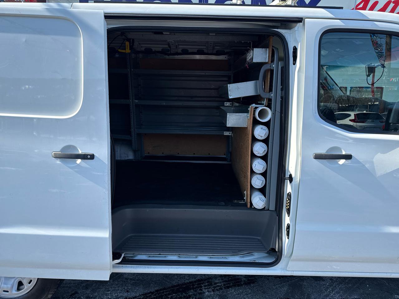 Used 2016 Nissan NV 2500 SV image 21