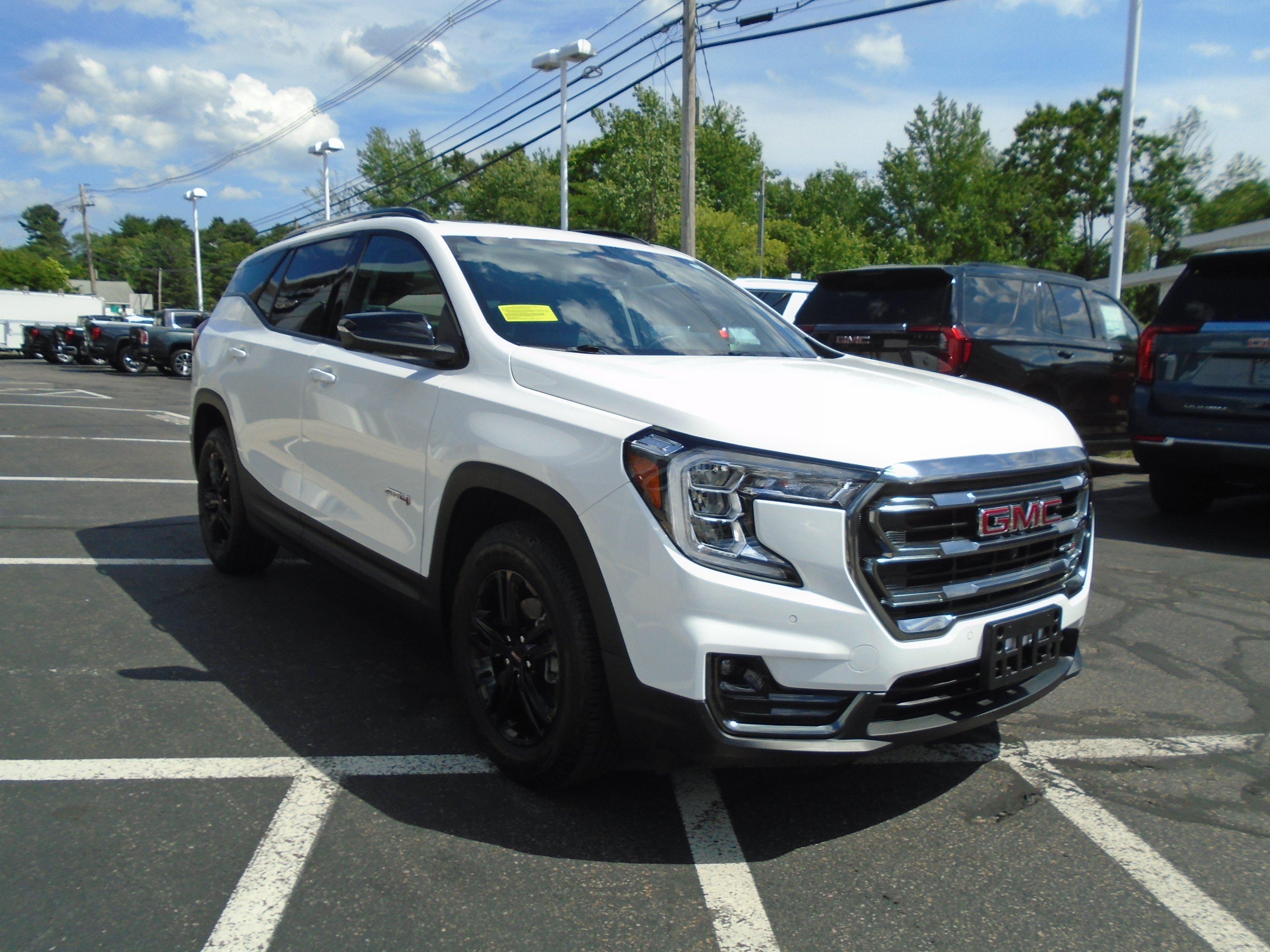 Certified 2024 GMC Terrain AT4 w/ Infotainment Package II AWD/4WD image 5