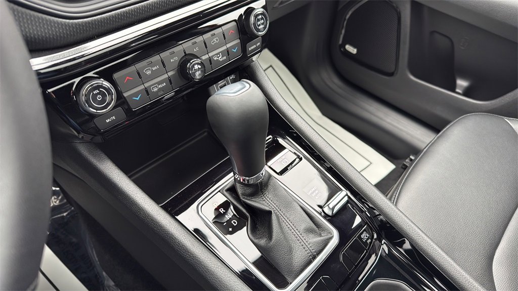 New 2026 Jeep Compass Limited image 33