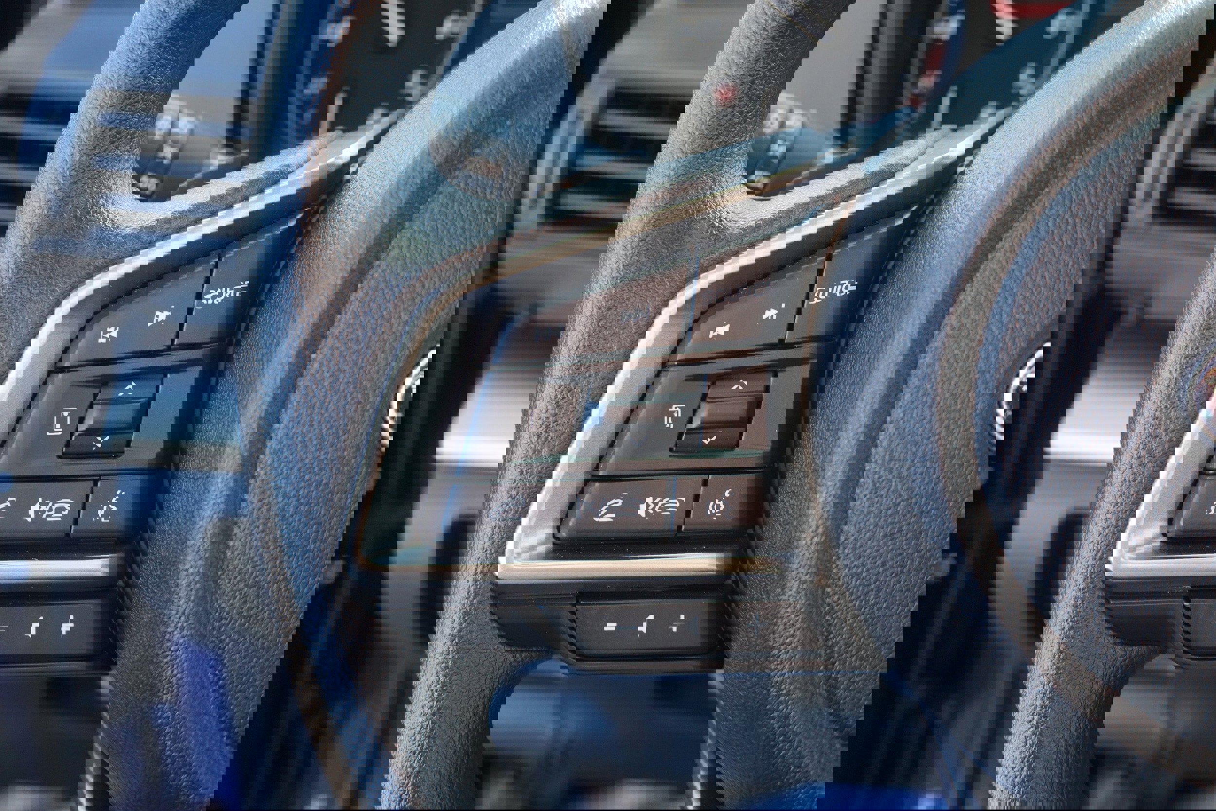 Used 2025 Subaru Impreza 2.0i Sport image 16