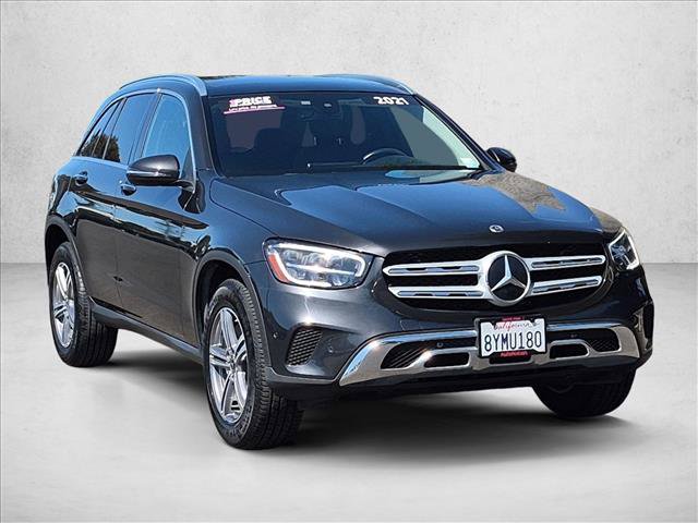 Used 2021 Mercedes-Benz GLC 300 4MATIC image 3