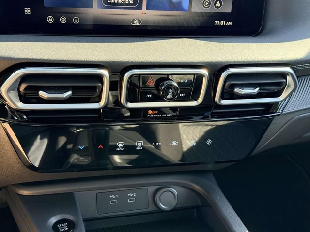 New 2026 Nissan Sentra SV w/ Floor Mat Package FWD image 21