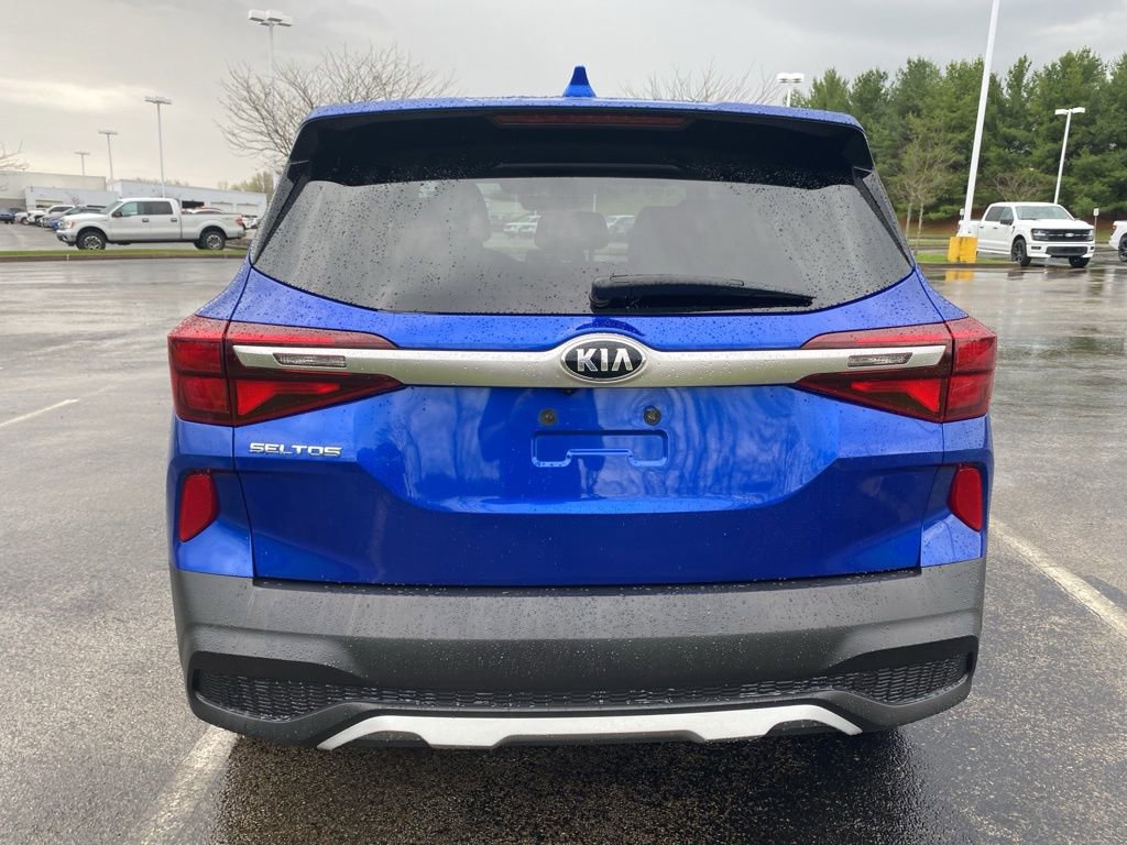 Certified 2021 Kia Seltos LX image 4