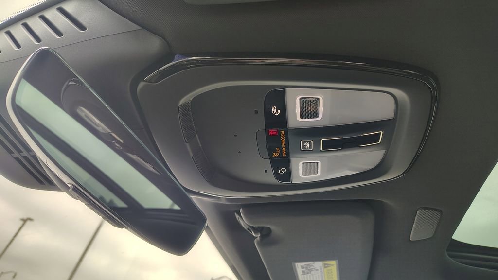 New 2026 Volvo XC60 B5 Ultra w/ Climate Package image 26