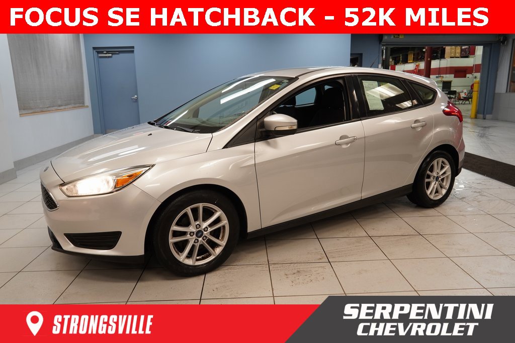 Used 2017 Ford Focus SE w/ SE Winter Package image 1