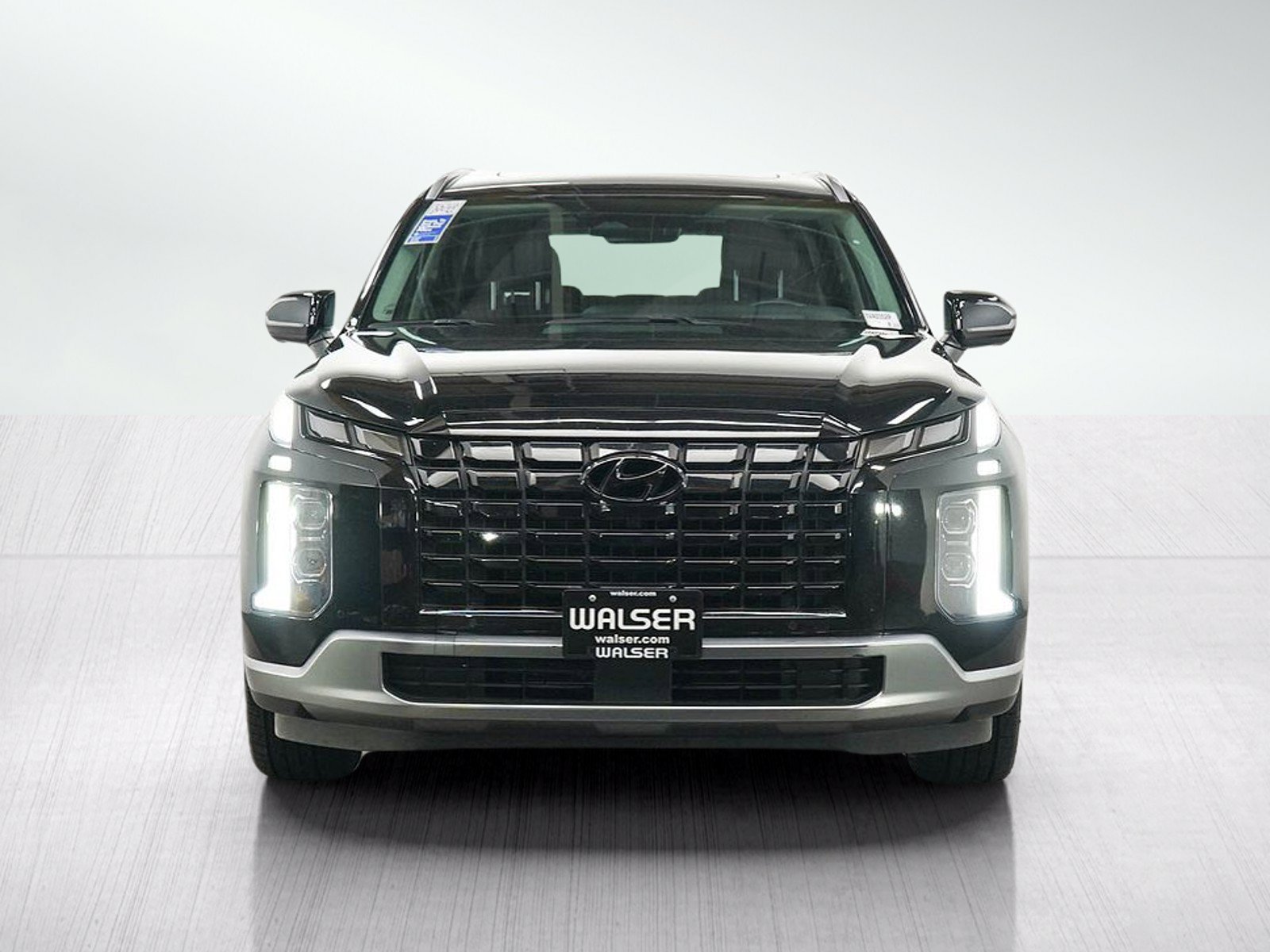 Used 2024 Hyundai Palisade Limited AWD/4WD image 8