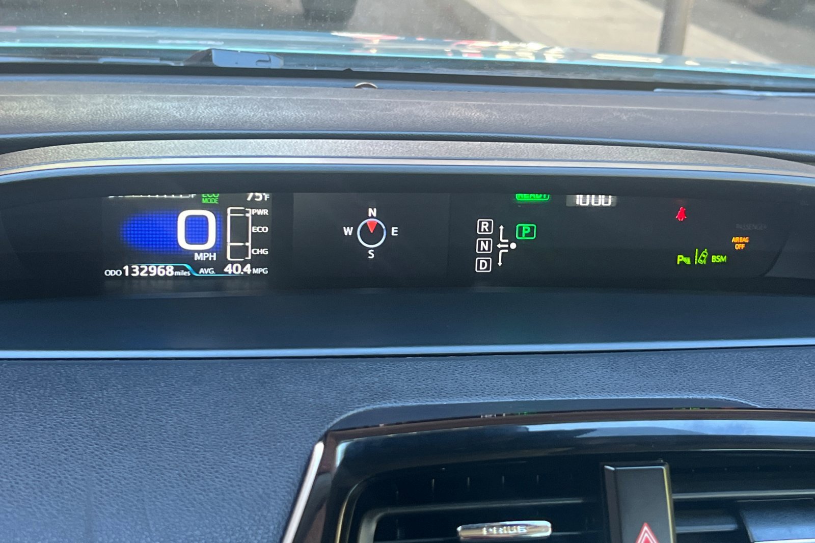 Used 2017 Toyota Prius Three image 27