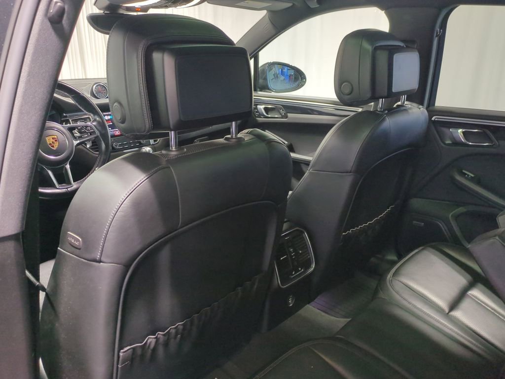 Used 2018 Porsche Macan image 20