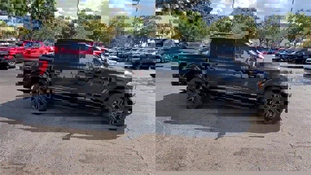 Used 2022 Ford F150 Lariat w/ Equipment Group 502A High image 46