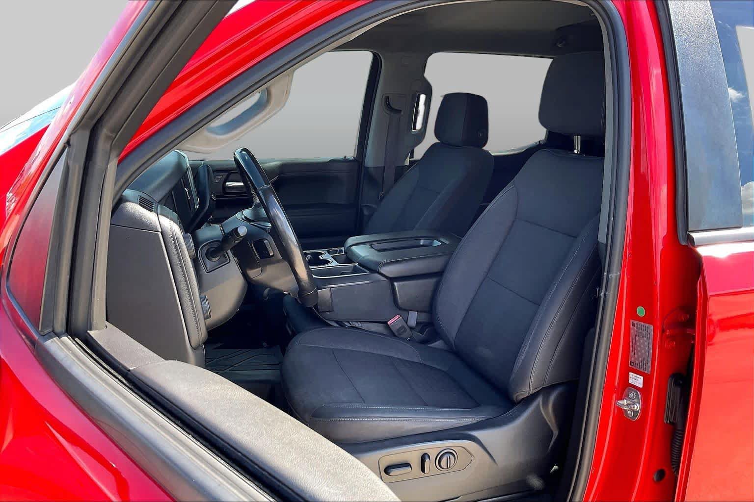 Used 2019 Chevrolet Silverado 1500 LT w/ Texas Edition RWD image 8