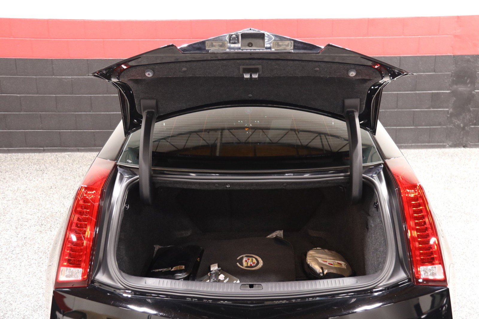 Used 2014 Cadillac CTS V w/ Wood Trim Package RWD image 30