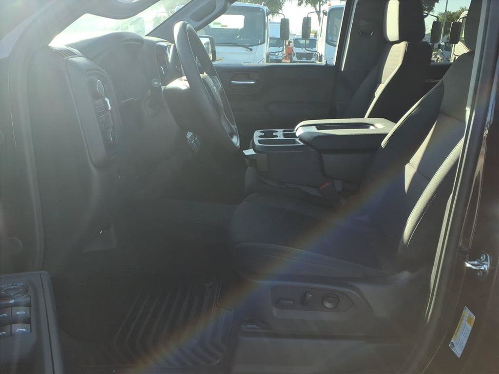 New 2026 Chevrolet Silverado 1500 Custom Trail Boss AWD/4WD image 16