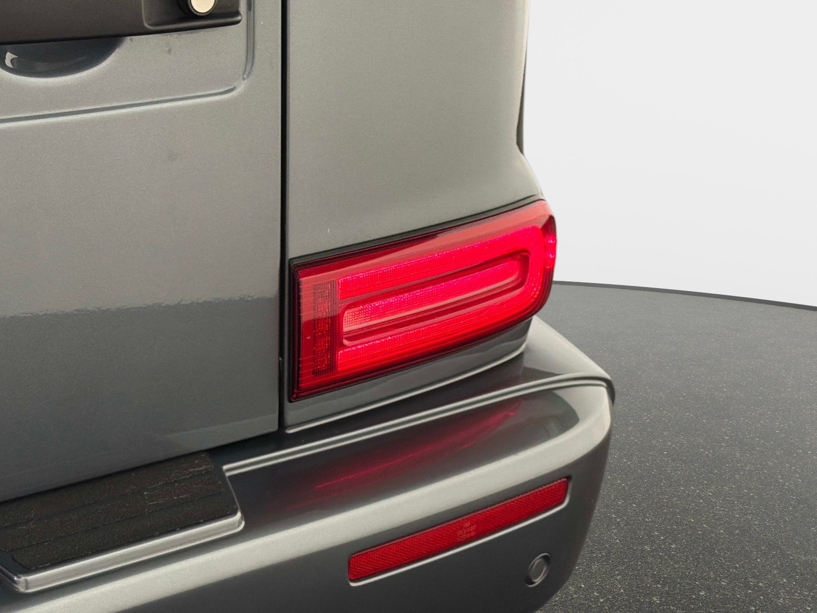 Used 2021 Mercedes-Benz G 550 image 15