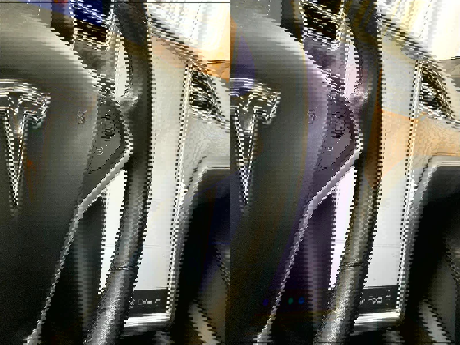 Used 2017 Tesla Model S 90D image 24