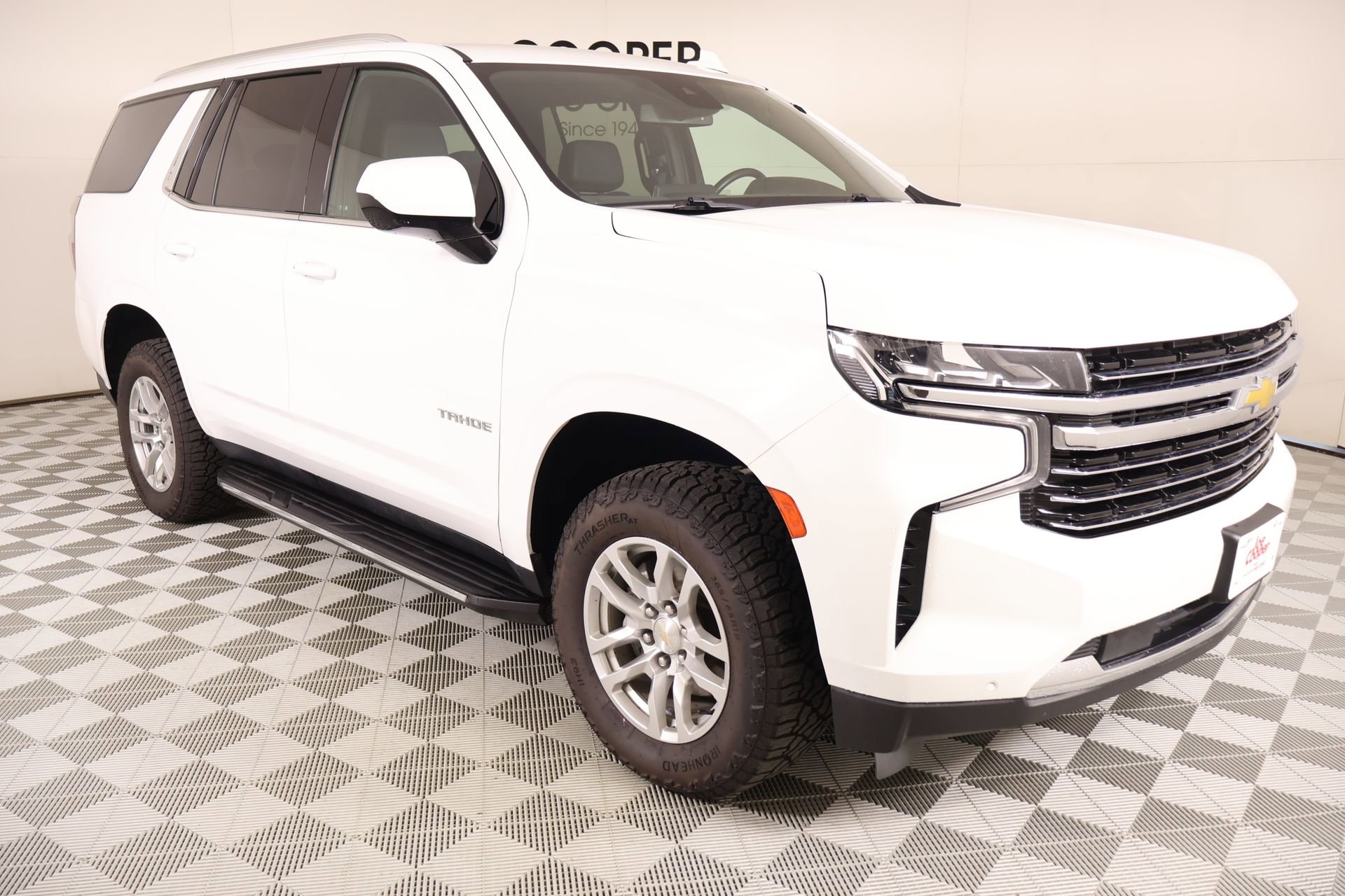 Used 2024 Chevrolet Tahoe LT AWD/4WD image 1