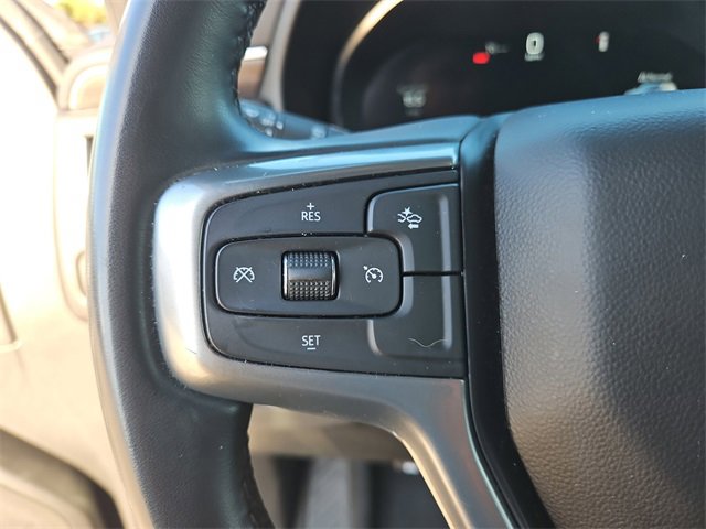 Used 2024 Chevrolet Suburban LT image 24