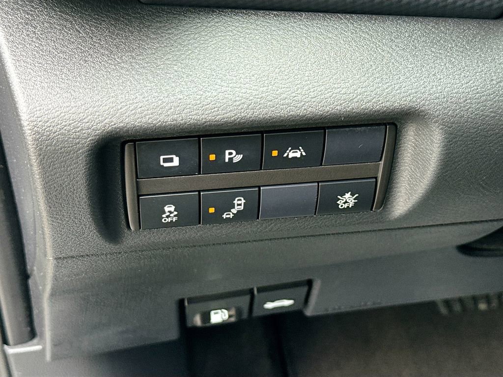 Used 2024 Nissan Kicks S FWD image 10
