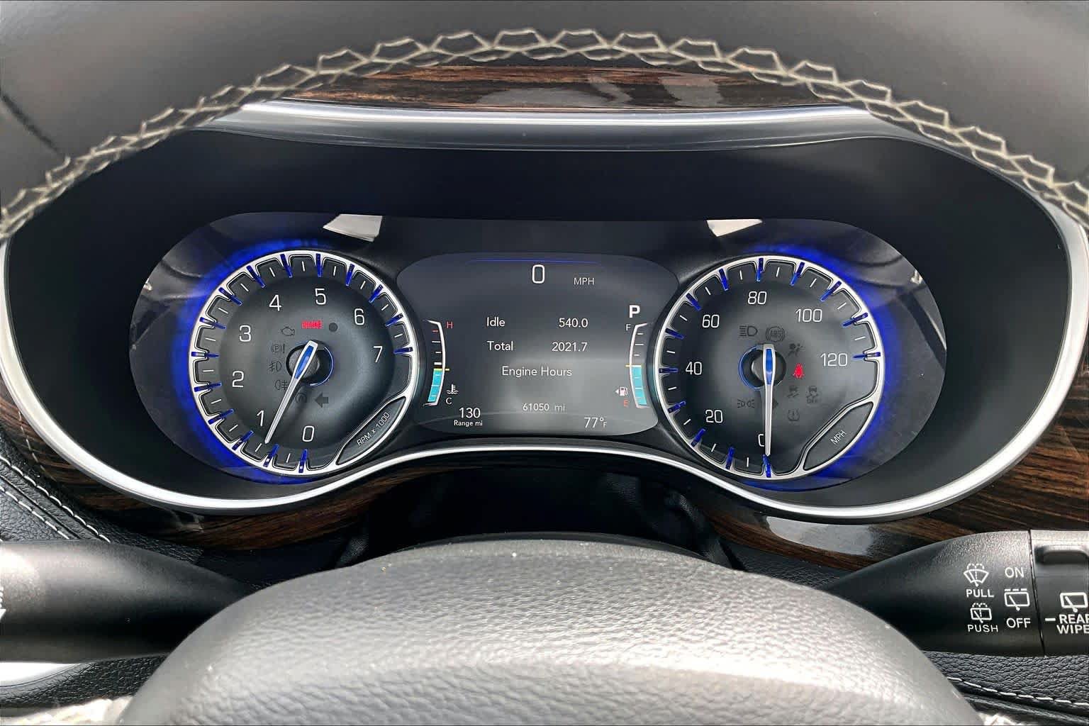 Used 2023 Chrysler Pacifica Limited FWD image 25