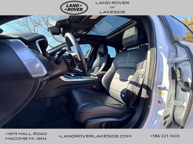 Used 2024 Jaguar XF R-Dynamic SE AWD/4WD image 14