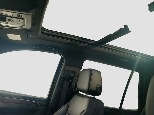 Used 2021 Chevrolet Tahoe Z71 w/ Luxury Package image 22