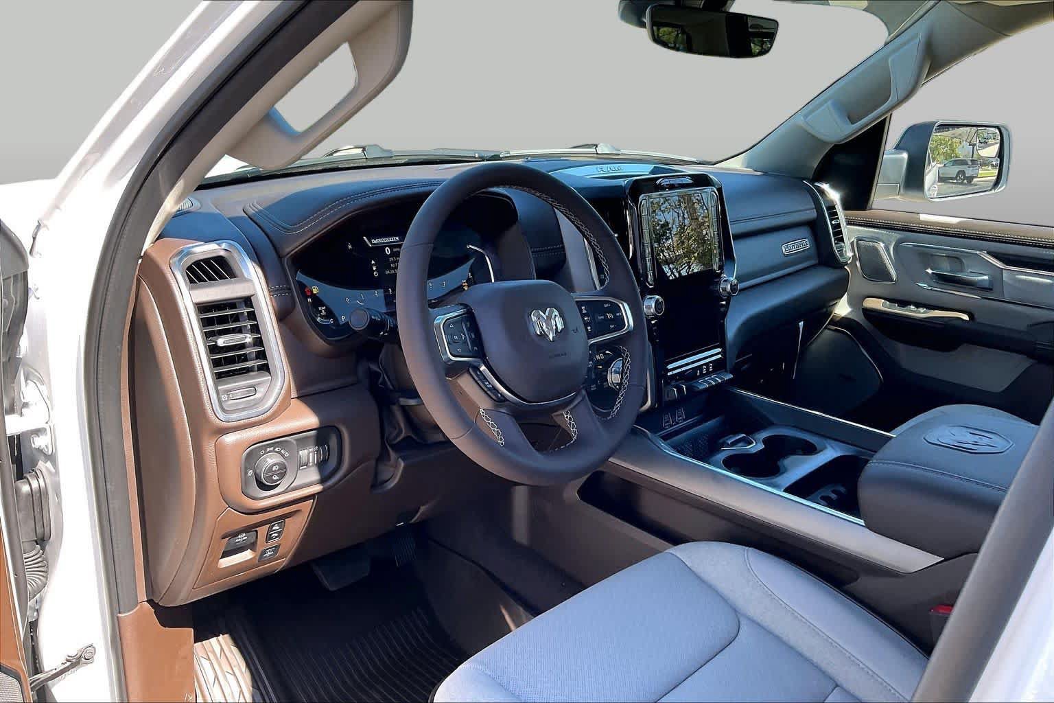 New 2027 RAM 1500 Laramie AWD/4WD image 8