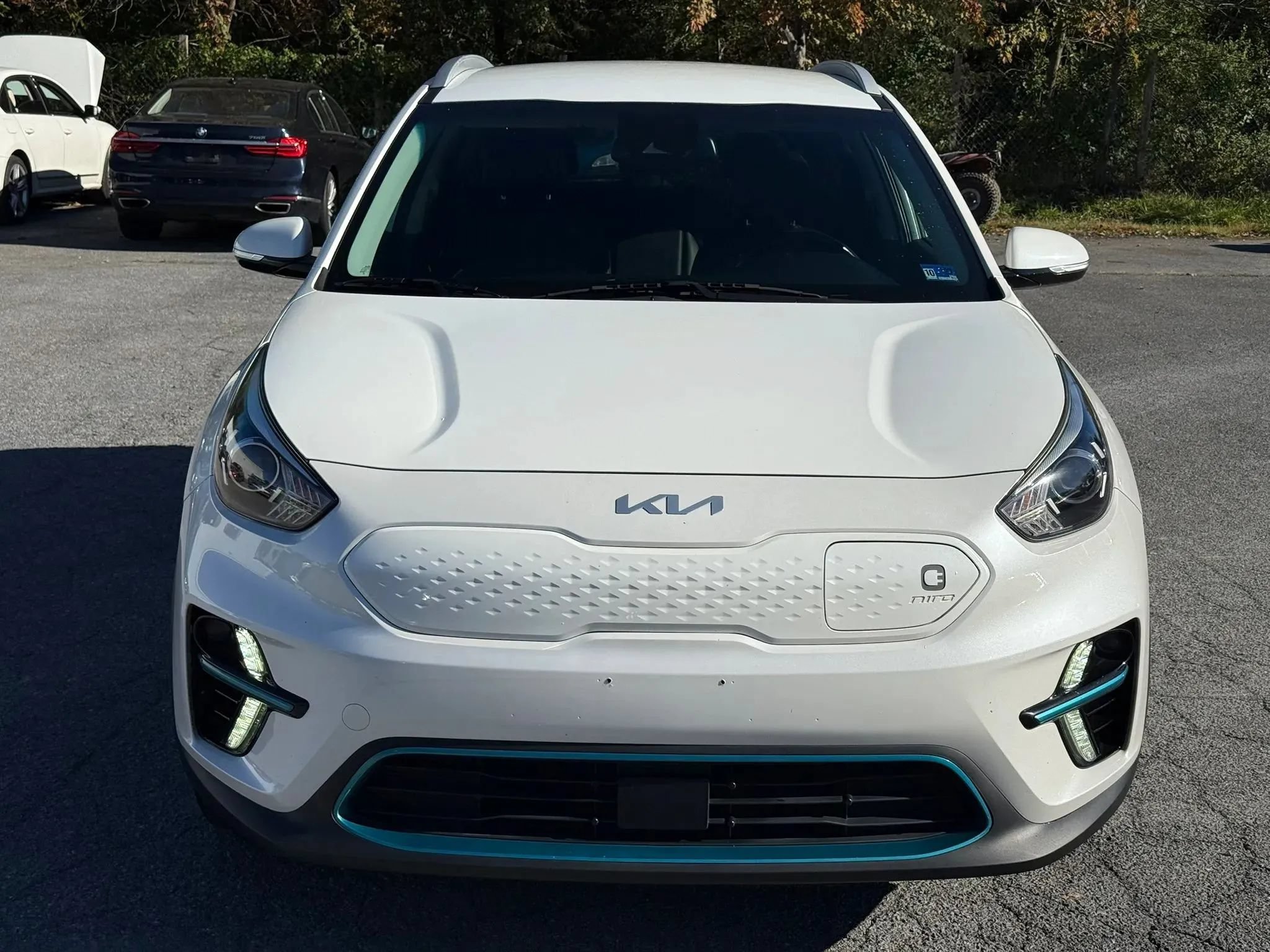 Used 2022 Kia Niro EX w/ Cold Weather Package FWD image 8