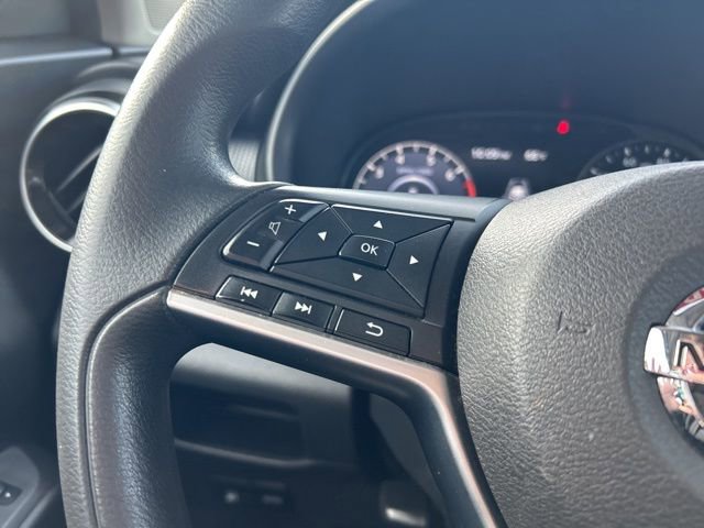 Used 2021 Nissan Kicks SV FWD image 21