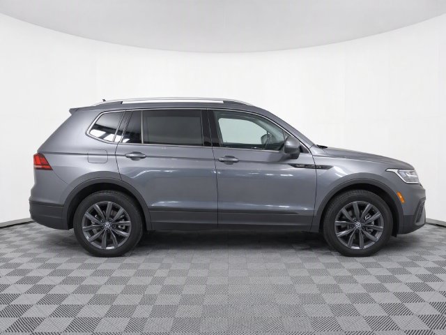 Certified 2022 Volkswagen Tiguan SE AWD/4WD image 10