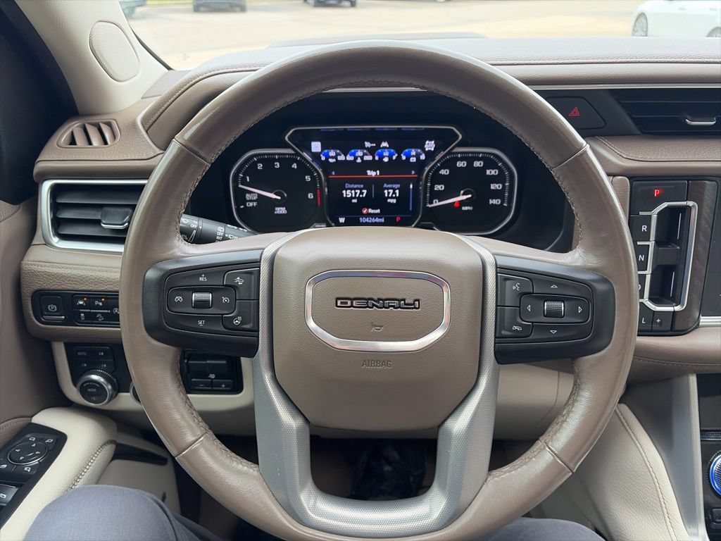 Used 2021 GMC Yukon XL Denali w/ Denali Ultimate Package AWD/4WD image 16