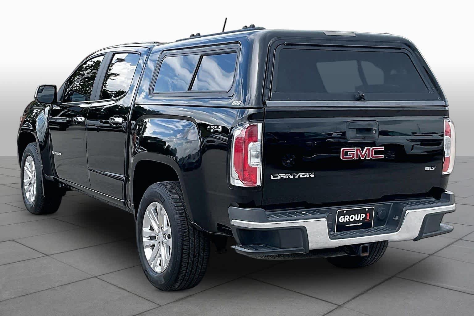 Used 2015 GMC Canyon SLT w/ Driver Alert Package AWD/4WD image 12