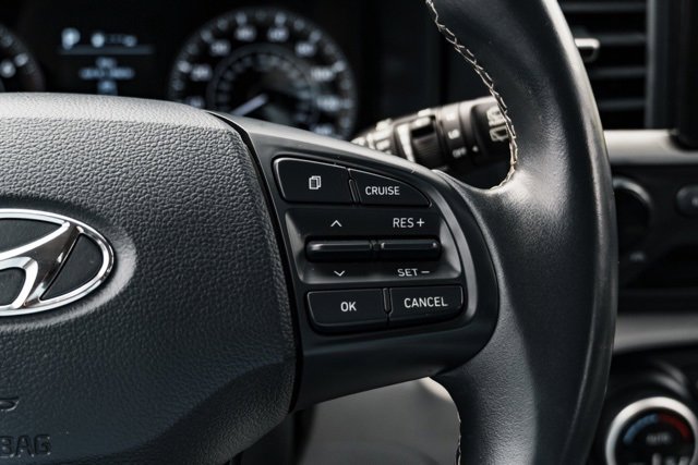 Certified 2020 Hyundai Venue image 13