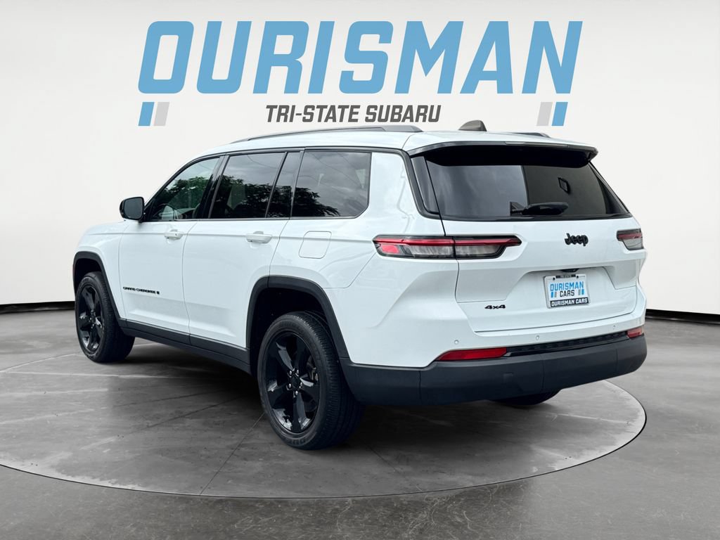 Used 2023 Jeep Grand Cherokee L Laredo AWD/4WD image 4