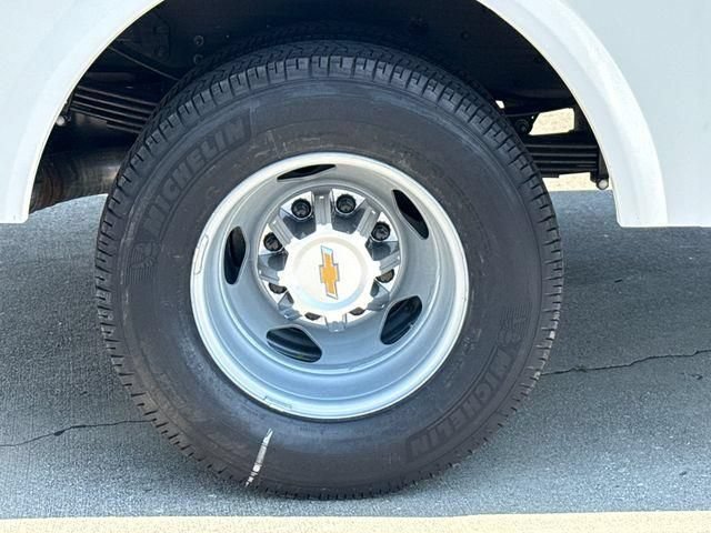 New 2026 Chevrolet Silverado 3500 W/T w/ WT Convenience Package AWD/4WD image 19
