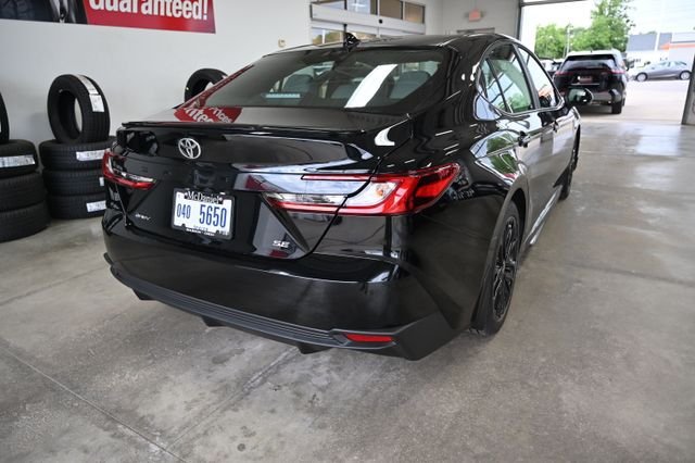 New 2026 Toyota Camry SE FWD image 6