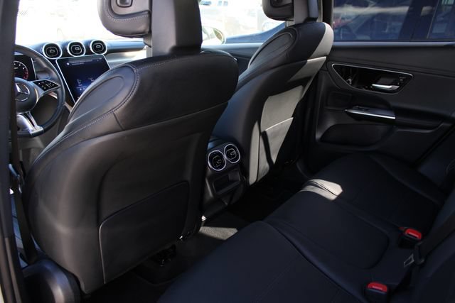 Used 2024 Mercedes-Benz GLC 300 4MATIC image 22