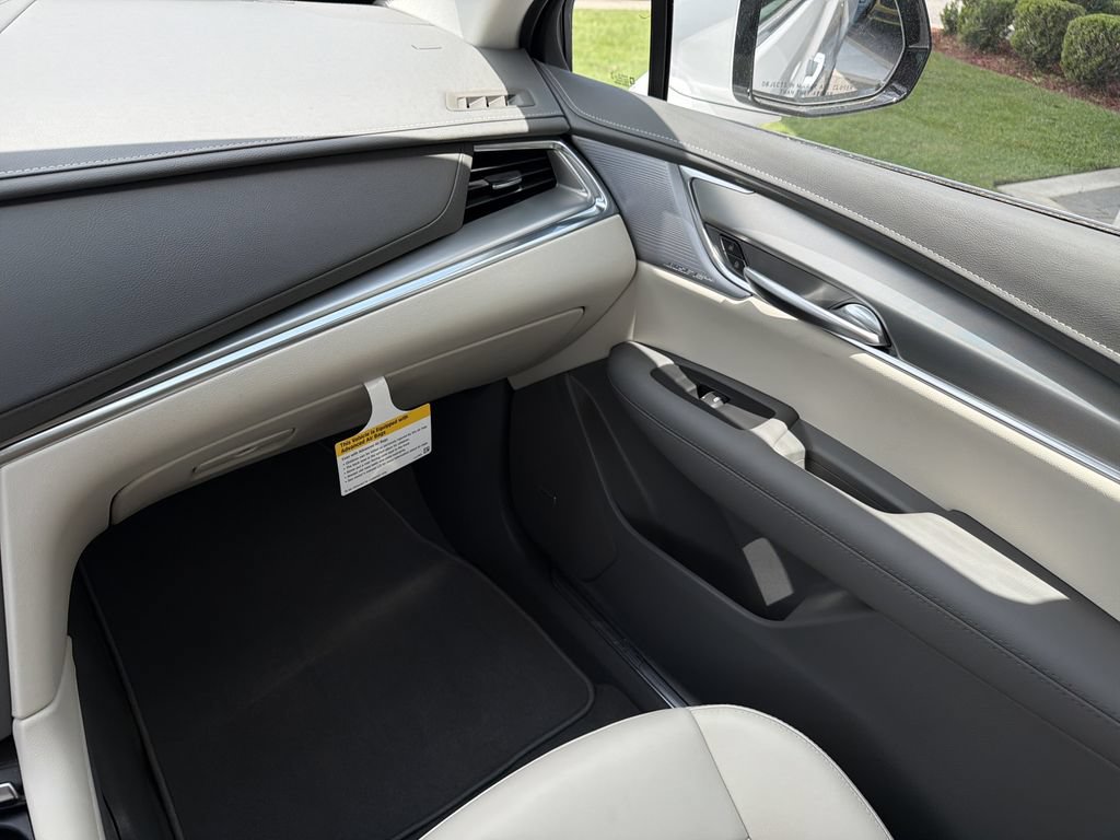 New 2026 Cadillac XT5 Premium Luxury w/ Driver Assist Package FWD image 20