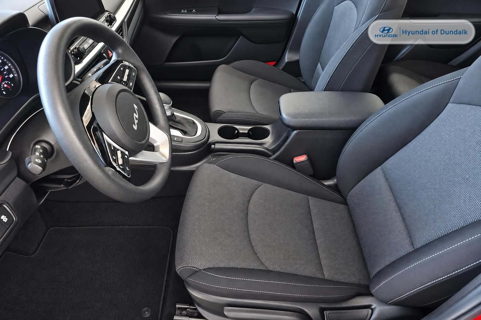 Used 2022 Kia Forte LXS FWD image 7