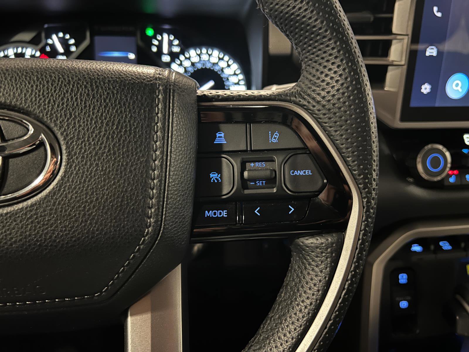 Used 2022 Toyota Tundra Limited image 14