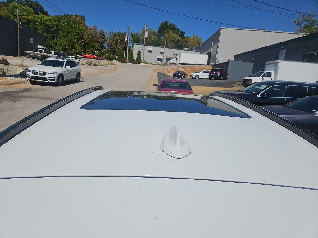 Used 2022 BMW X5 xDrive40i w/ M Sport Package image 9