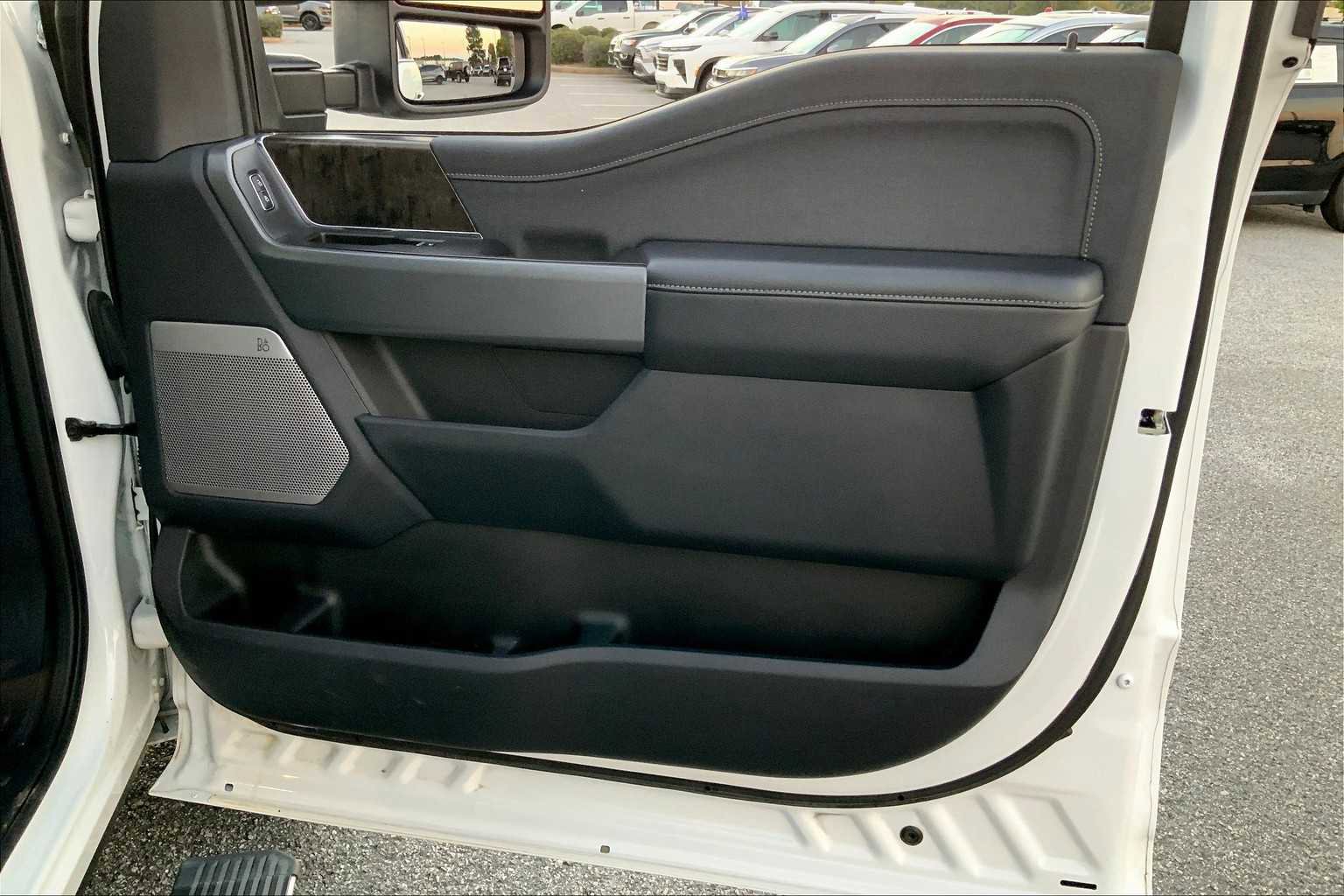 Used 2024 Ford F250 Lariat w/ Lariat Ultimate Package image 21