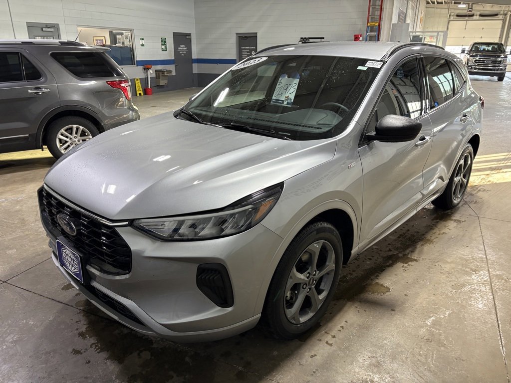 Used 2023 Ford Escape ST-Line w/ Tech Pack #1 image 4