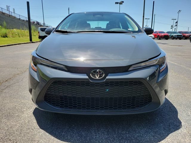 Used 2026 Toyota Corolla LE FWD image 8