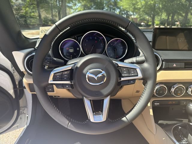 New 2026 MAZDA MX-5 Miata Club w/ Interior Package RWD image 14