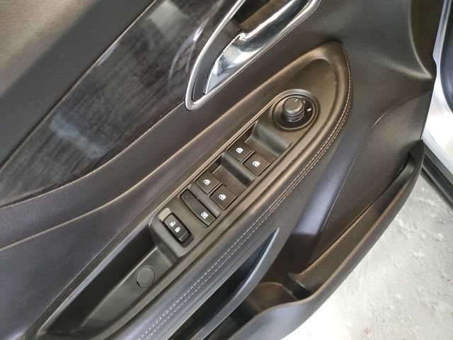 Used 2016 Buick Encore Convenience AWD/4WD image 12